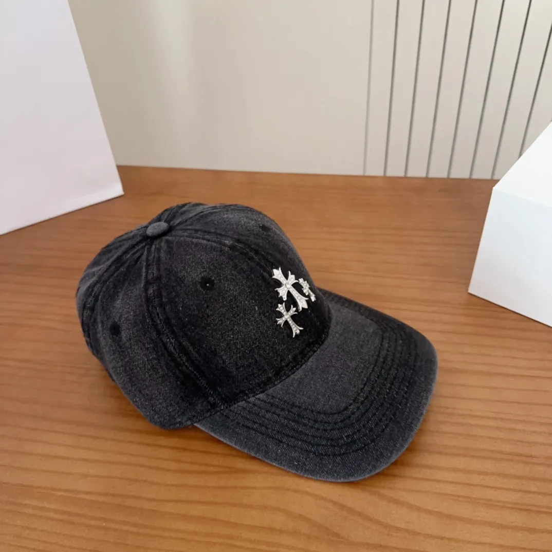💰60 Chrome Hearts 💓Early spring Korean style fashion retro distressed hole hat wear design versatile baseball cap peaked cap